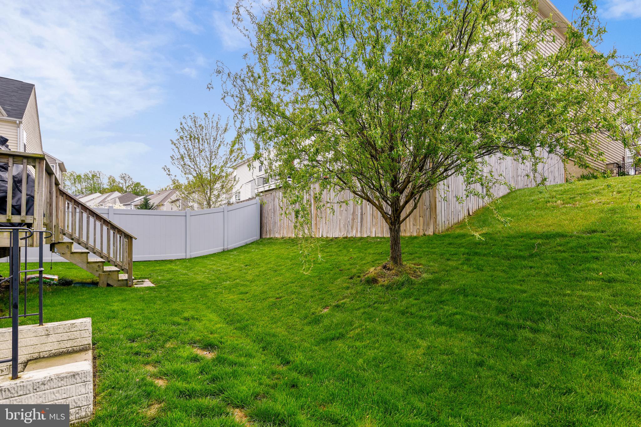 EAGLES POINTE - Residential