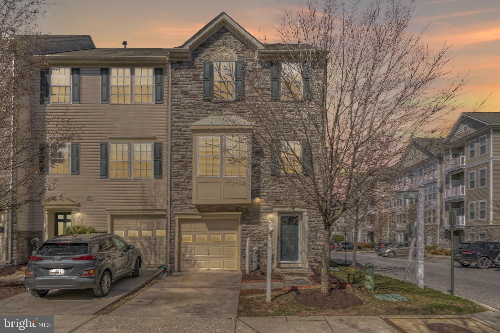 BELMONT STATION - Residential