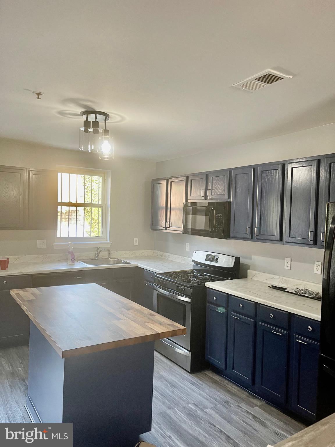 OLIVER - Residential