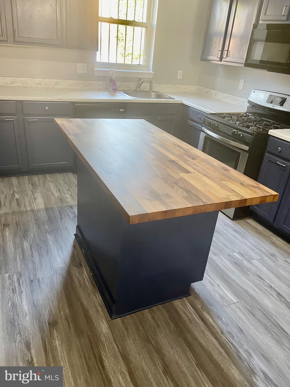 OLIVER - Residential