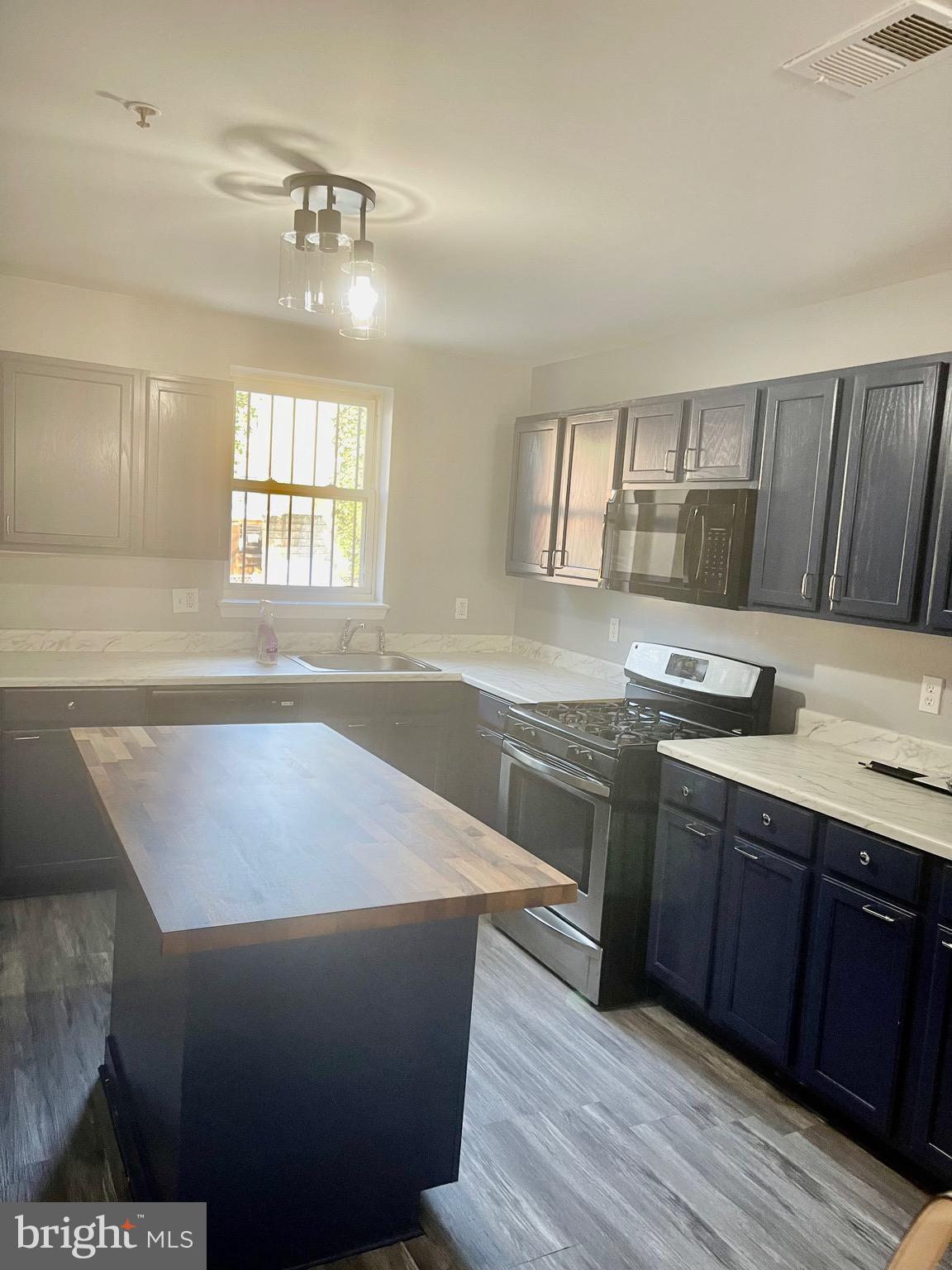 OLIVER - Residential