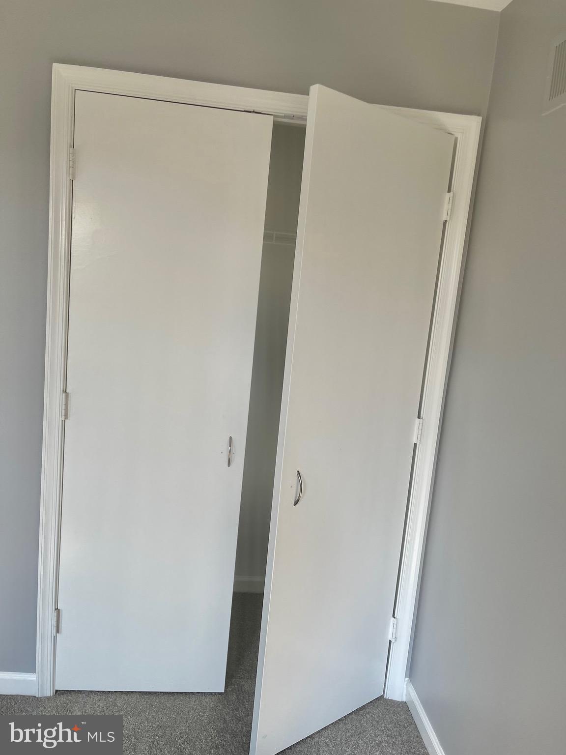 OLIVER - Residential