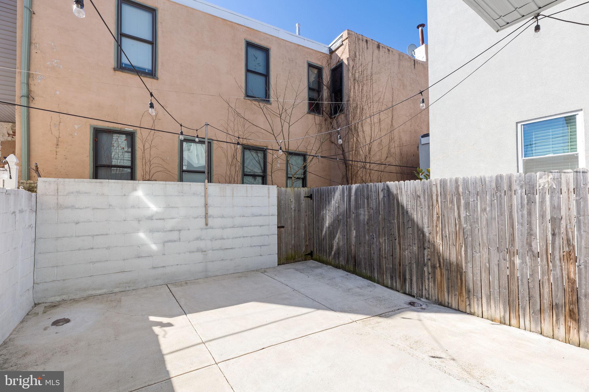 GRADUATE HOSPITAL - Residential Lease