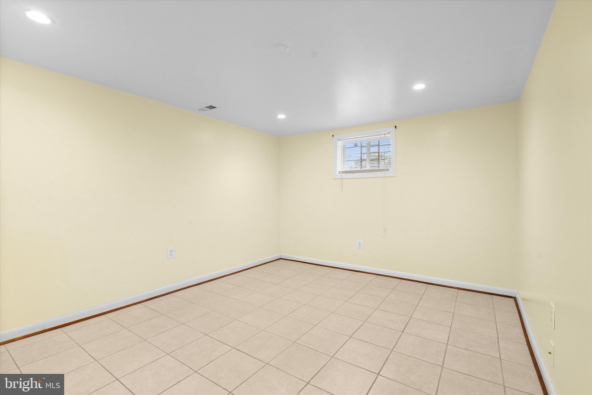 HILLSBOROUGH - Residential