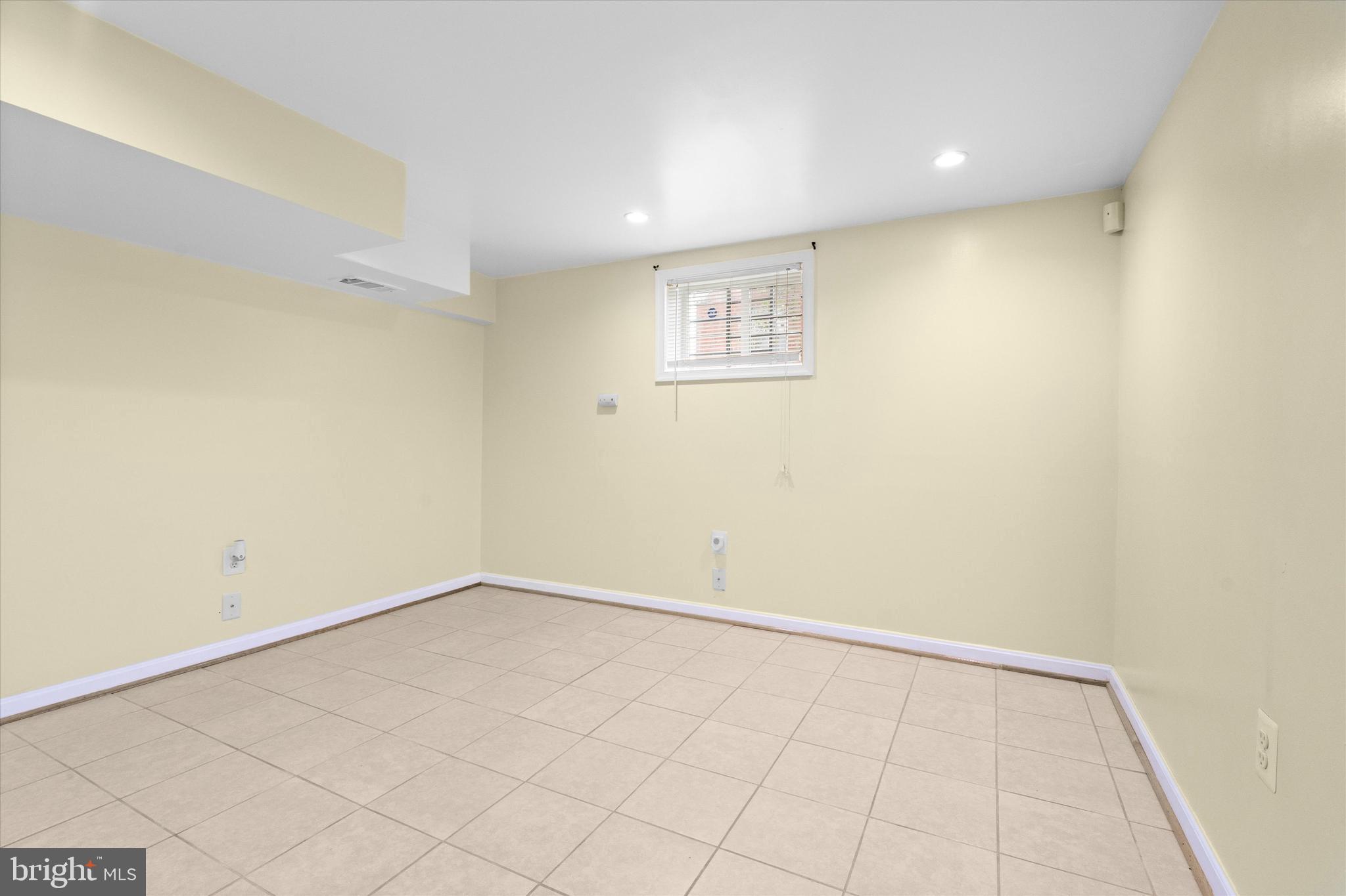 HILLSBOROUGH - Residential