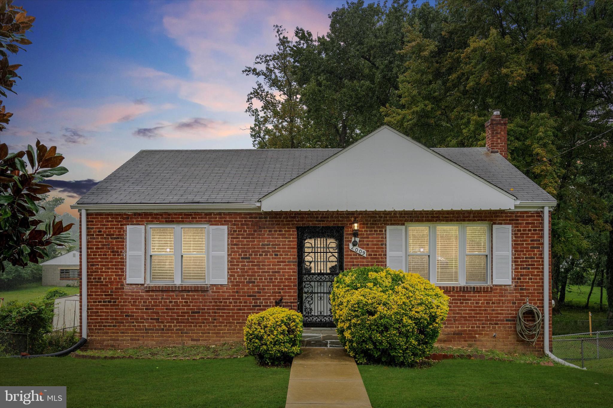 HILLSBOROUGH - Residential