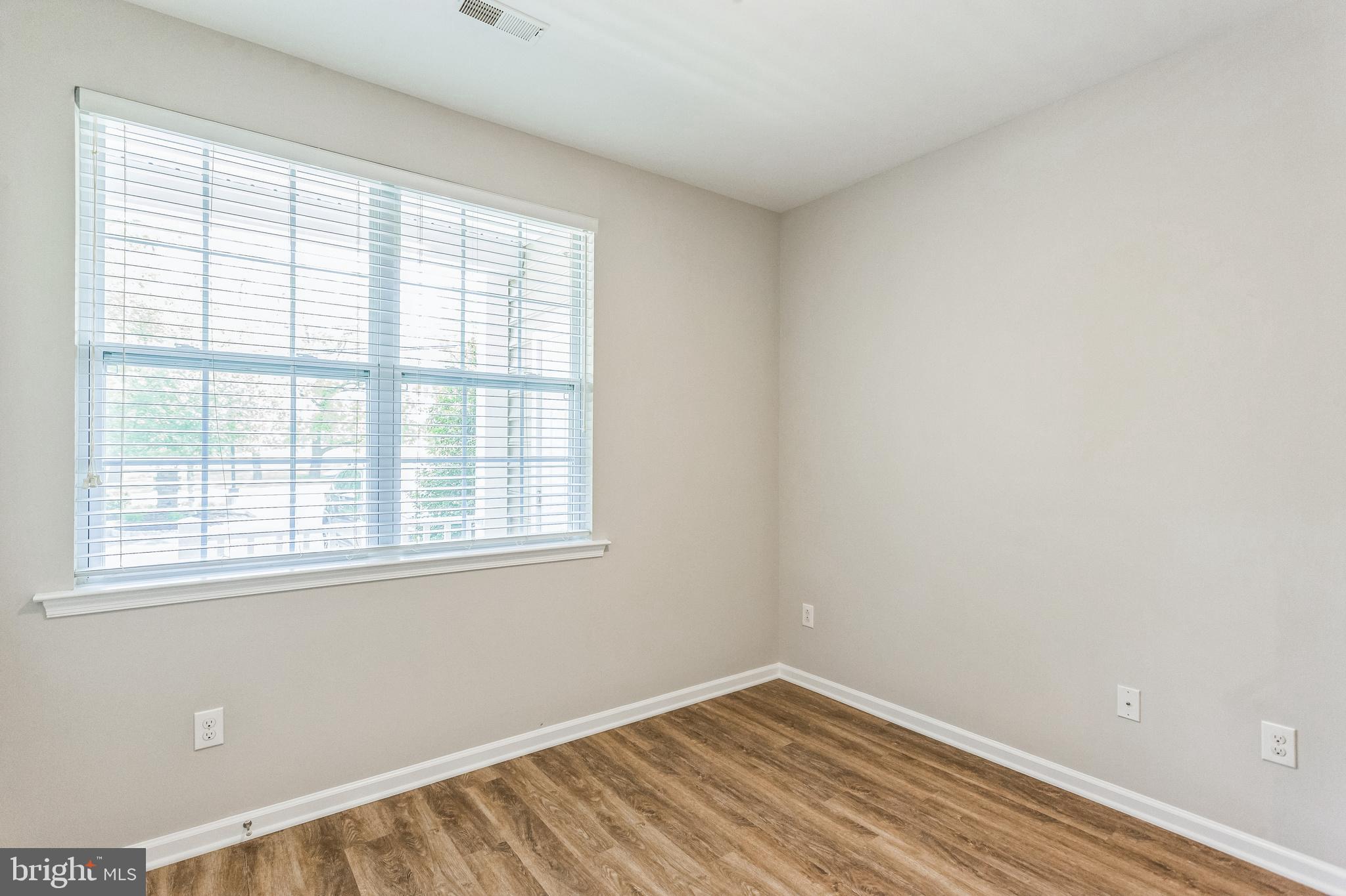 CREEKSIDE AT BLUE BELL - Residential Lease