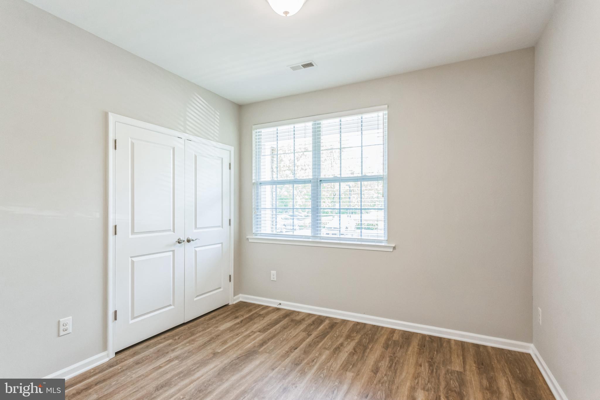 CREEKSIDE AT BLUE BELL - Residential Lease