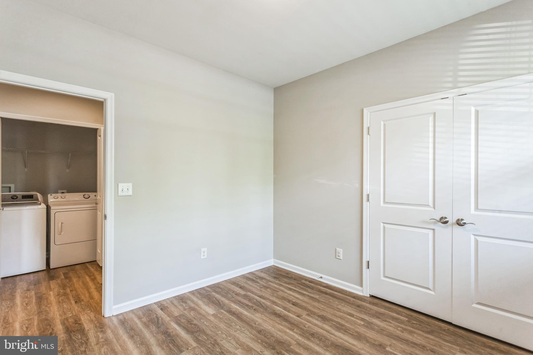 CREEKSIDE AT BLUE BELL - Residential Lease