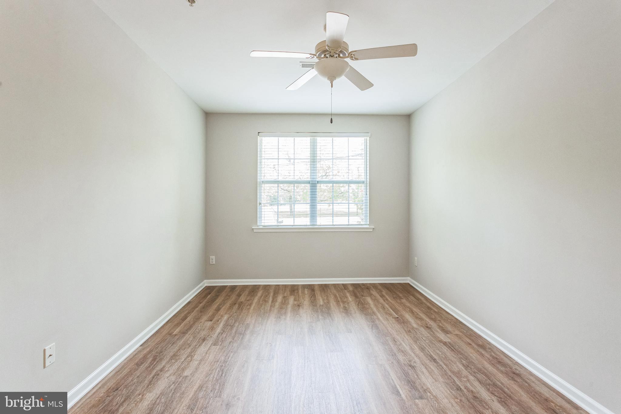 CREEKSIDE AT BLUE BELL - Residential Lease