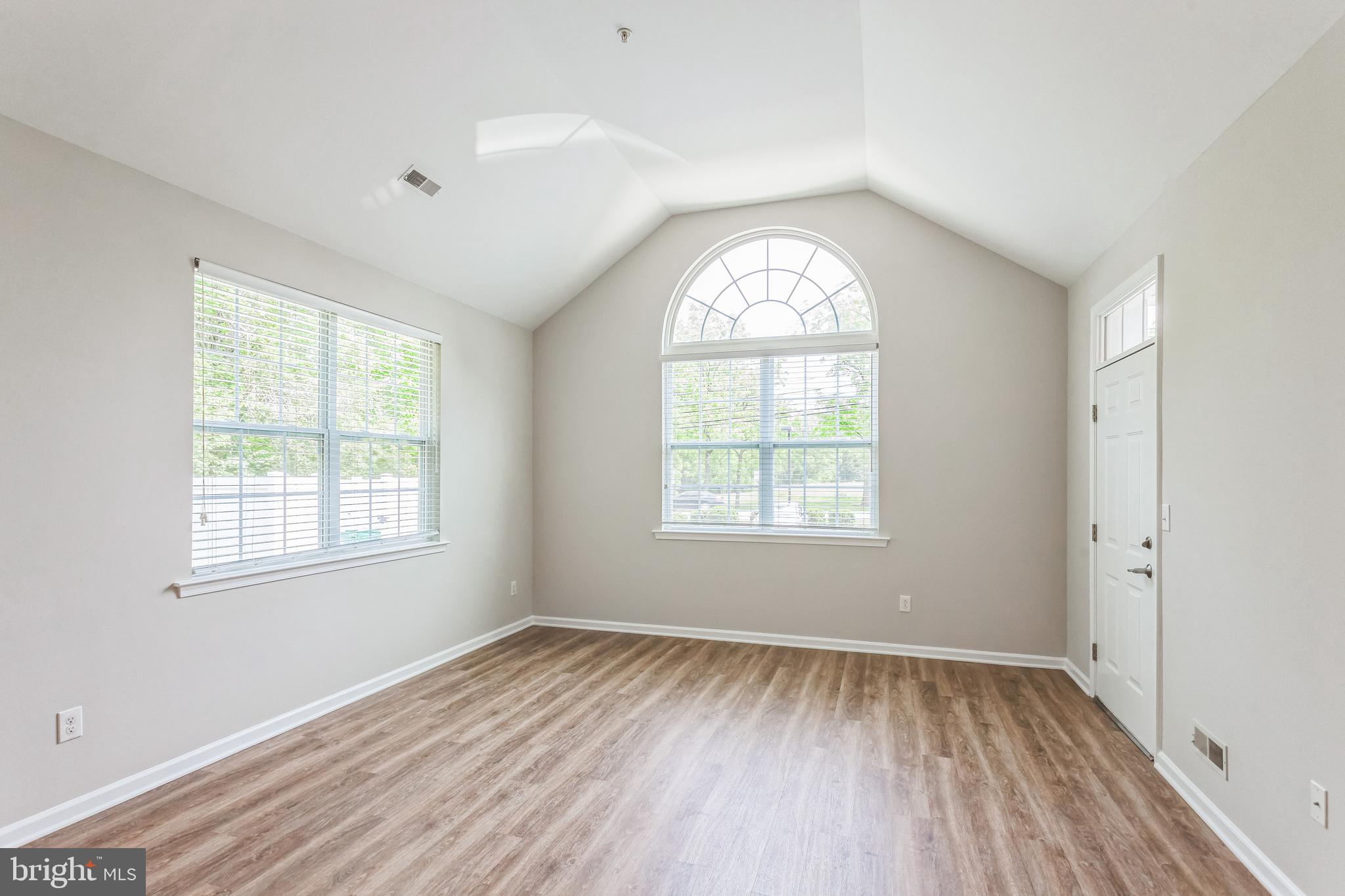 CREEKSIDE AT BLUE BELL - Residential Lease