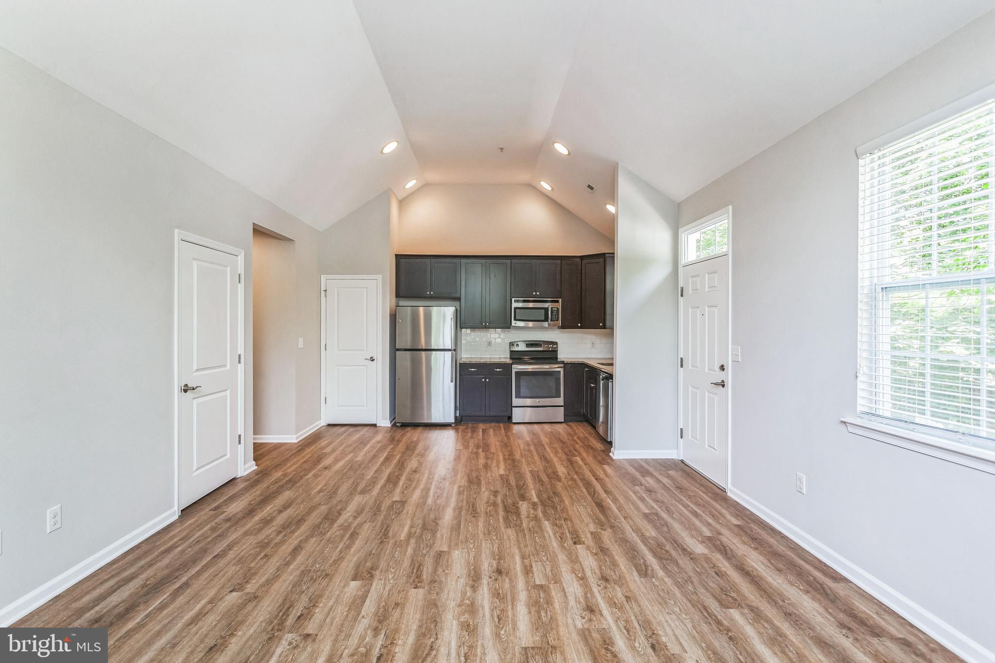 CREEKSIDE AT BLUE BELL - Residential Lease