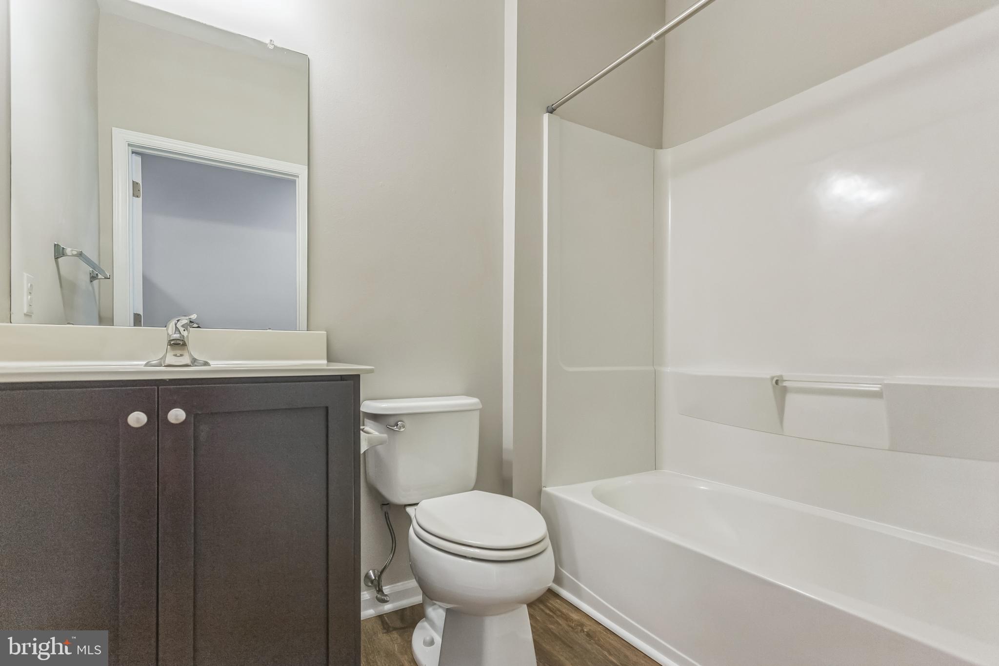 CREEKSIDE AT BLUE BELL - Residential Lease