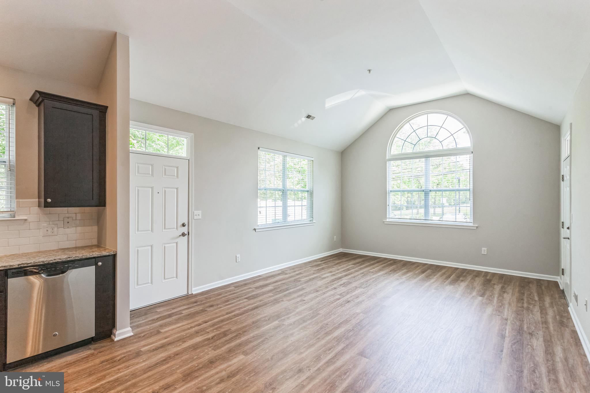 CREEKSIDE AT BLUE BELL - Residential Lease