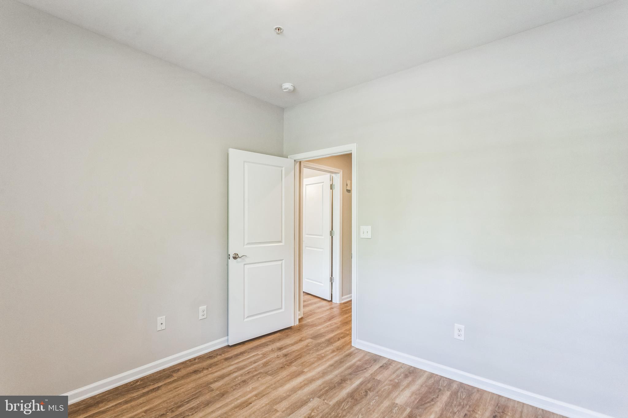 CREEKSIDE AT BLUE BELL - Residential Lease