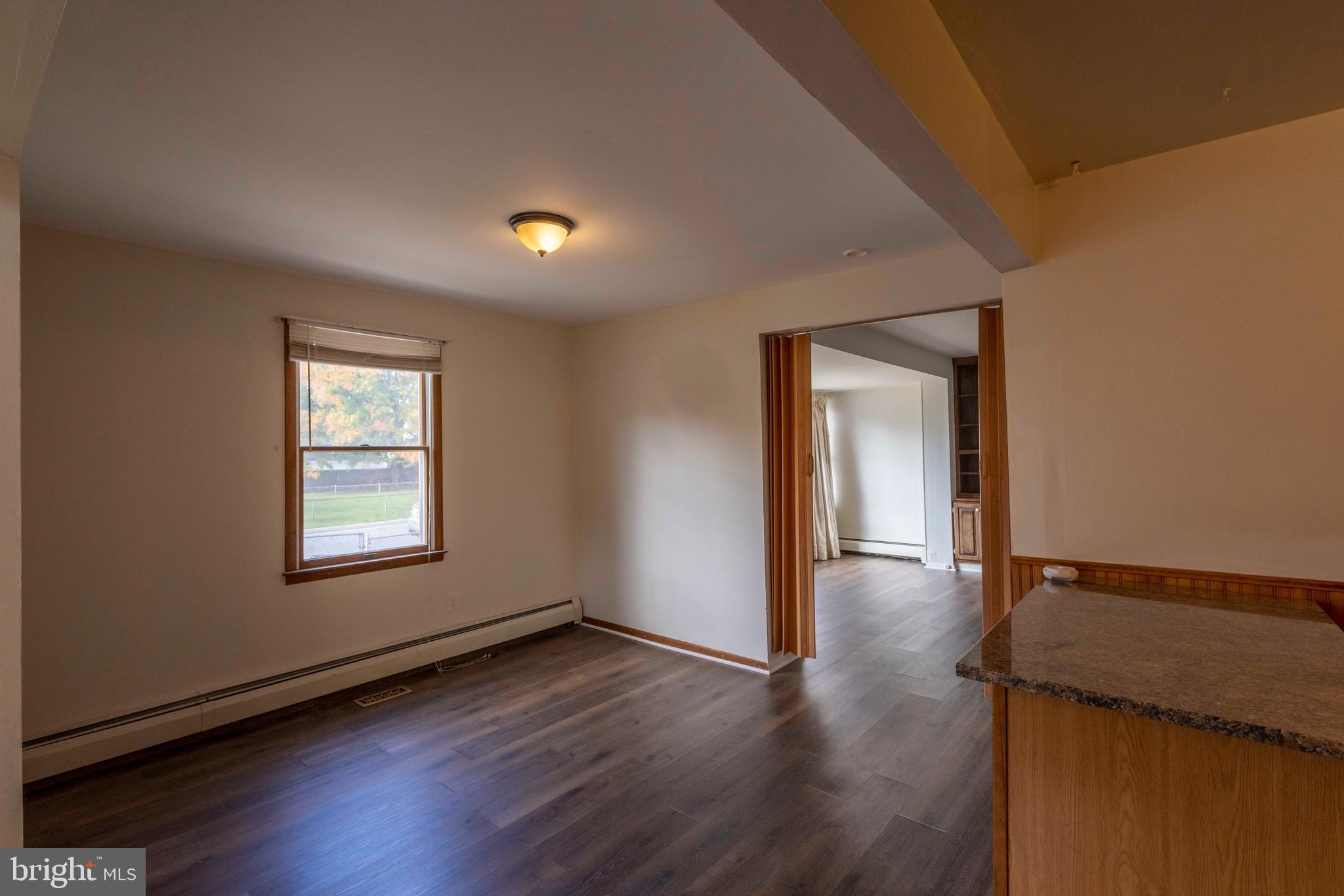 ESSEX - Residential Lease