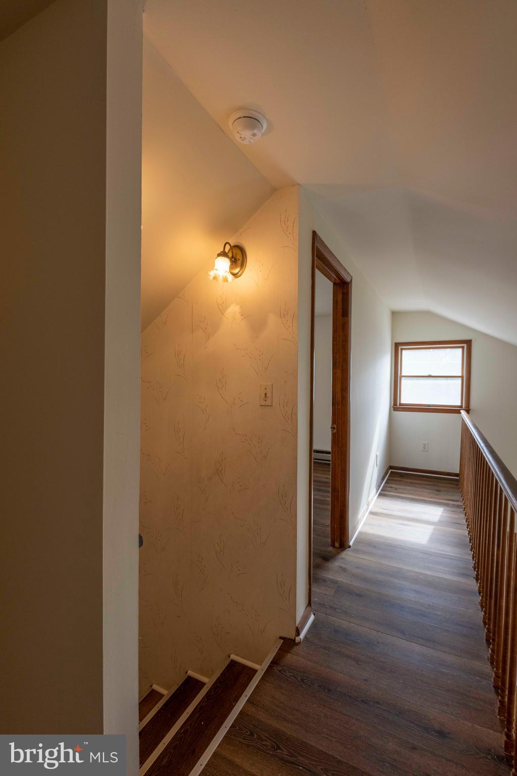 ESSEX - Residential Lease