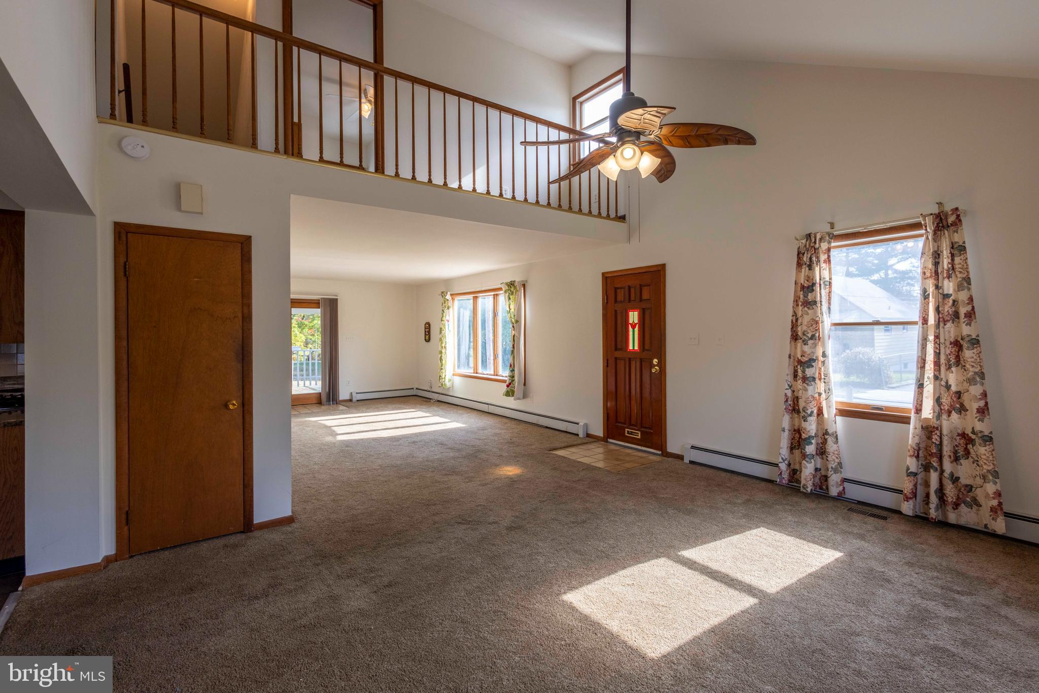 ESSEX - Residential Lease