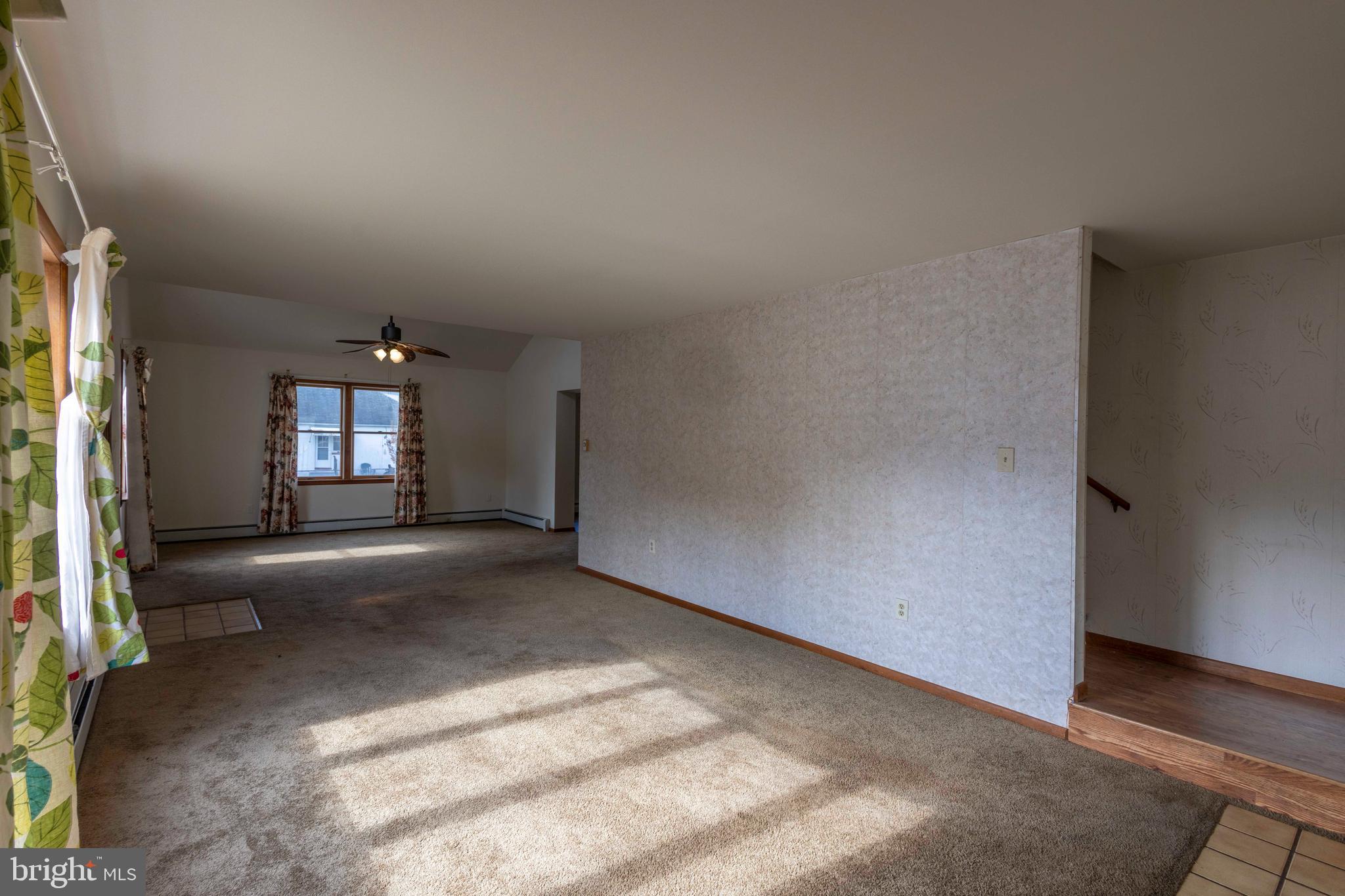 ESSEX - Residential Lease