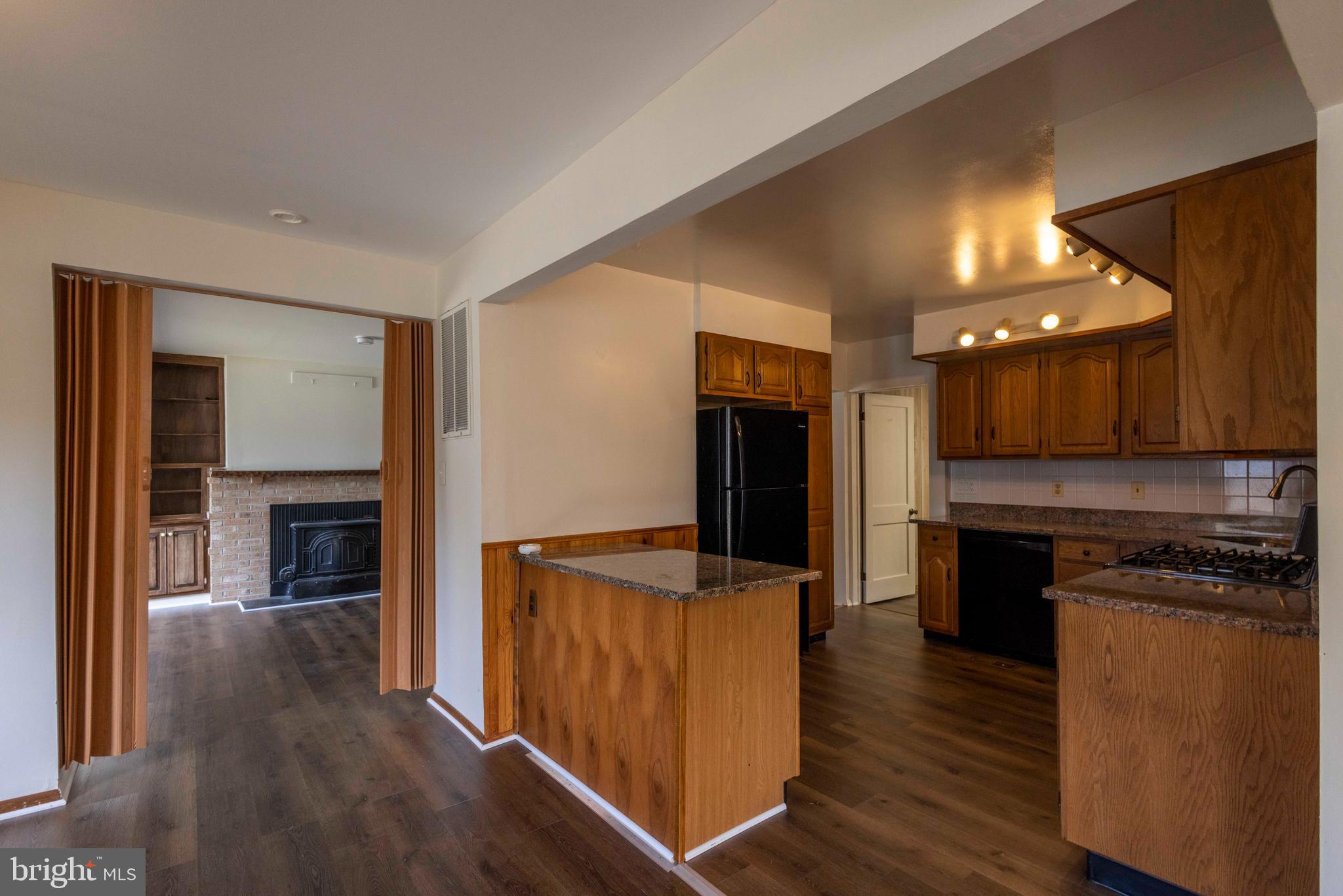 ESSEX - Residential Lease