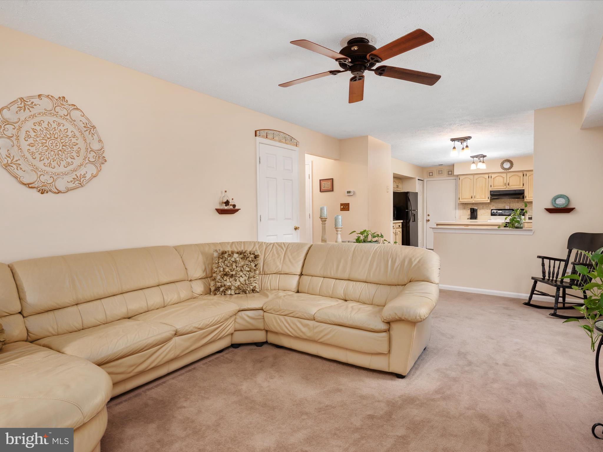 BAY COUNTRY - Residential