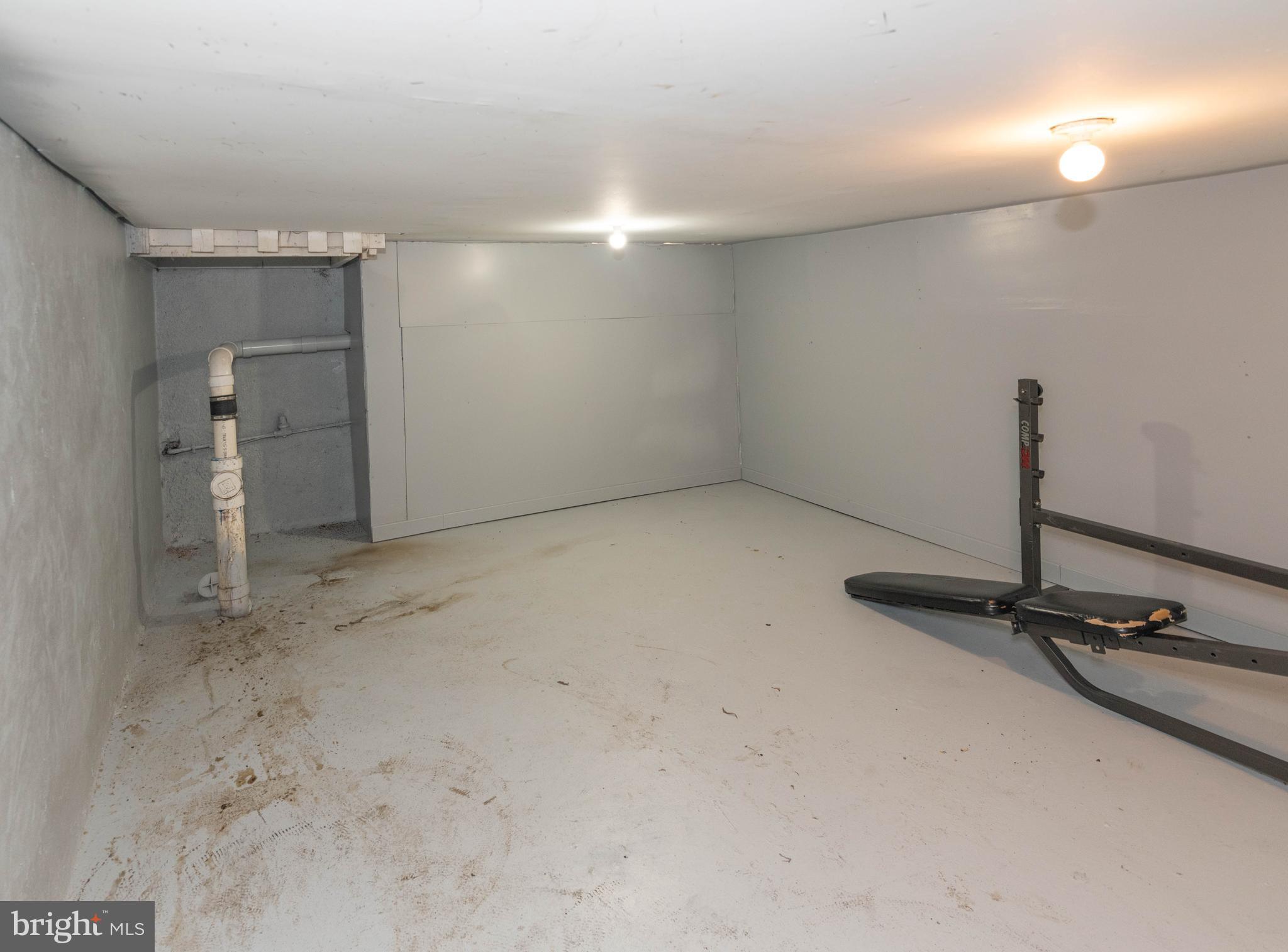 BALTIMORE HIGHLANDS - Residential