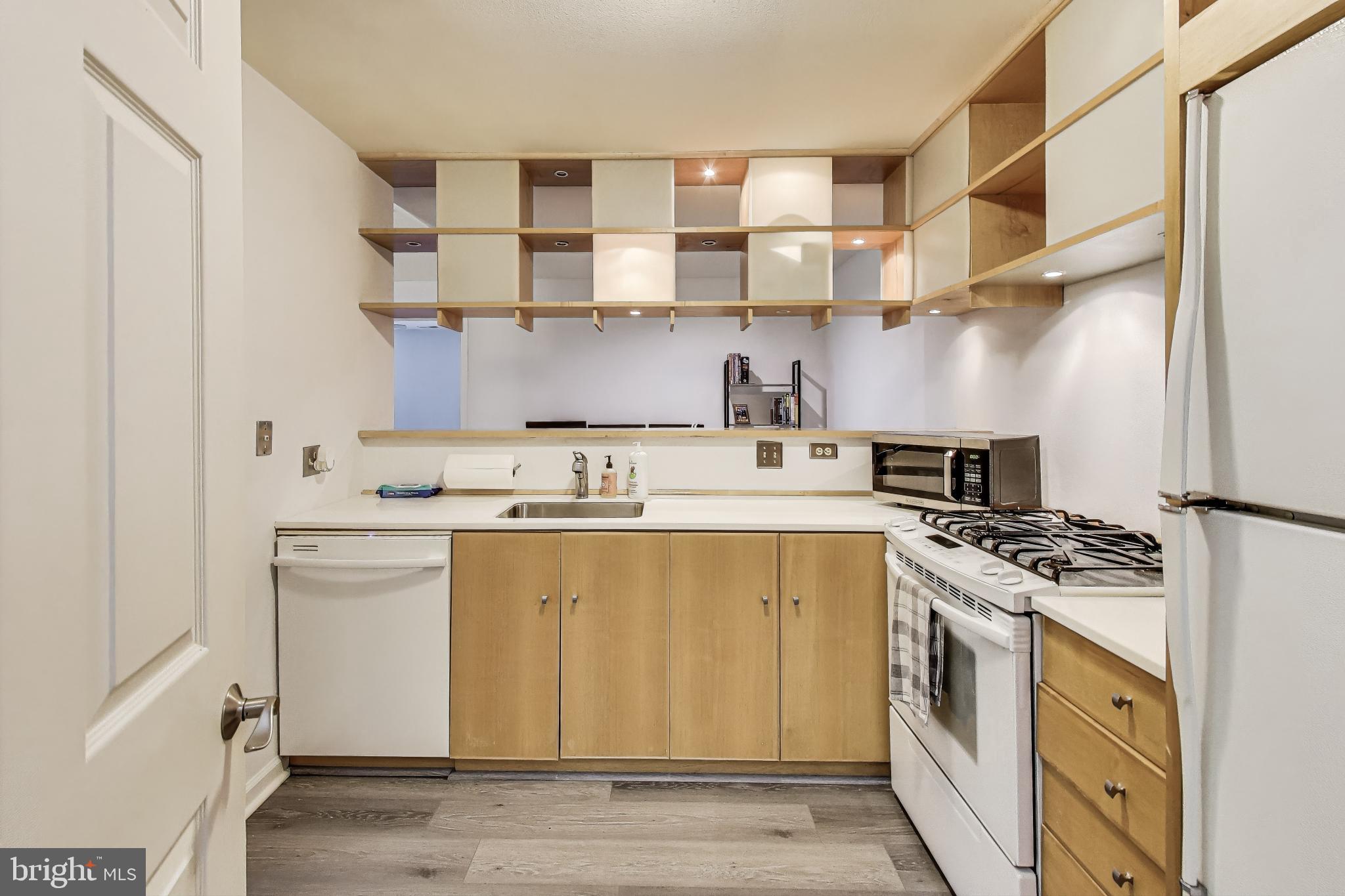 306 CANTERBURY ROAD O 306-O