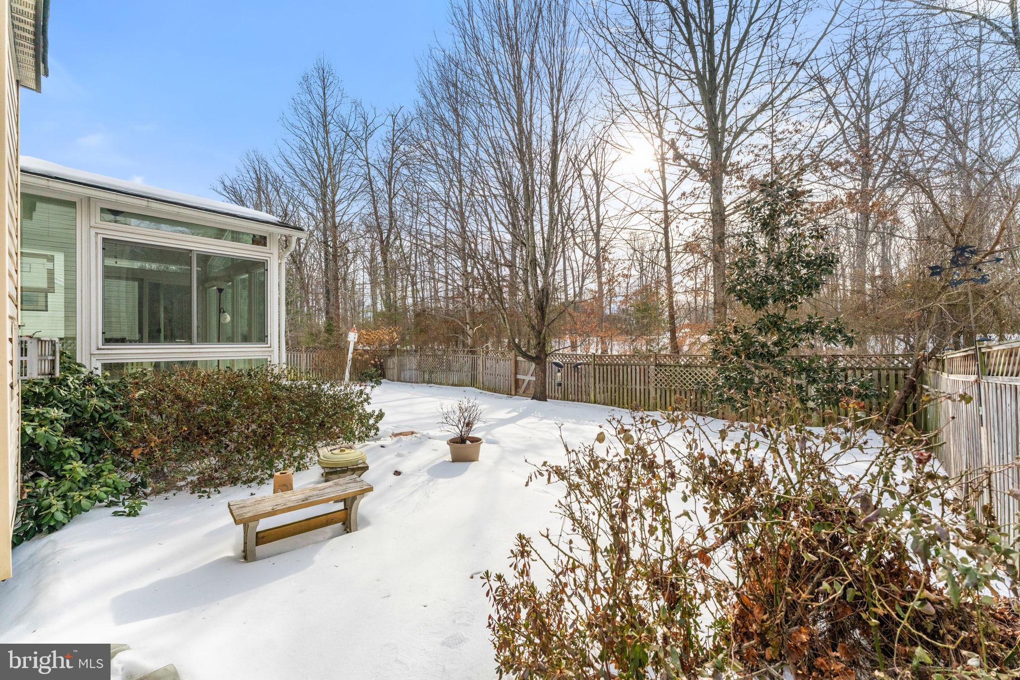 BROAD RUN OAKS - Residential