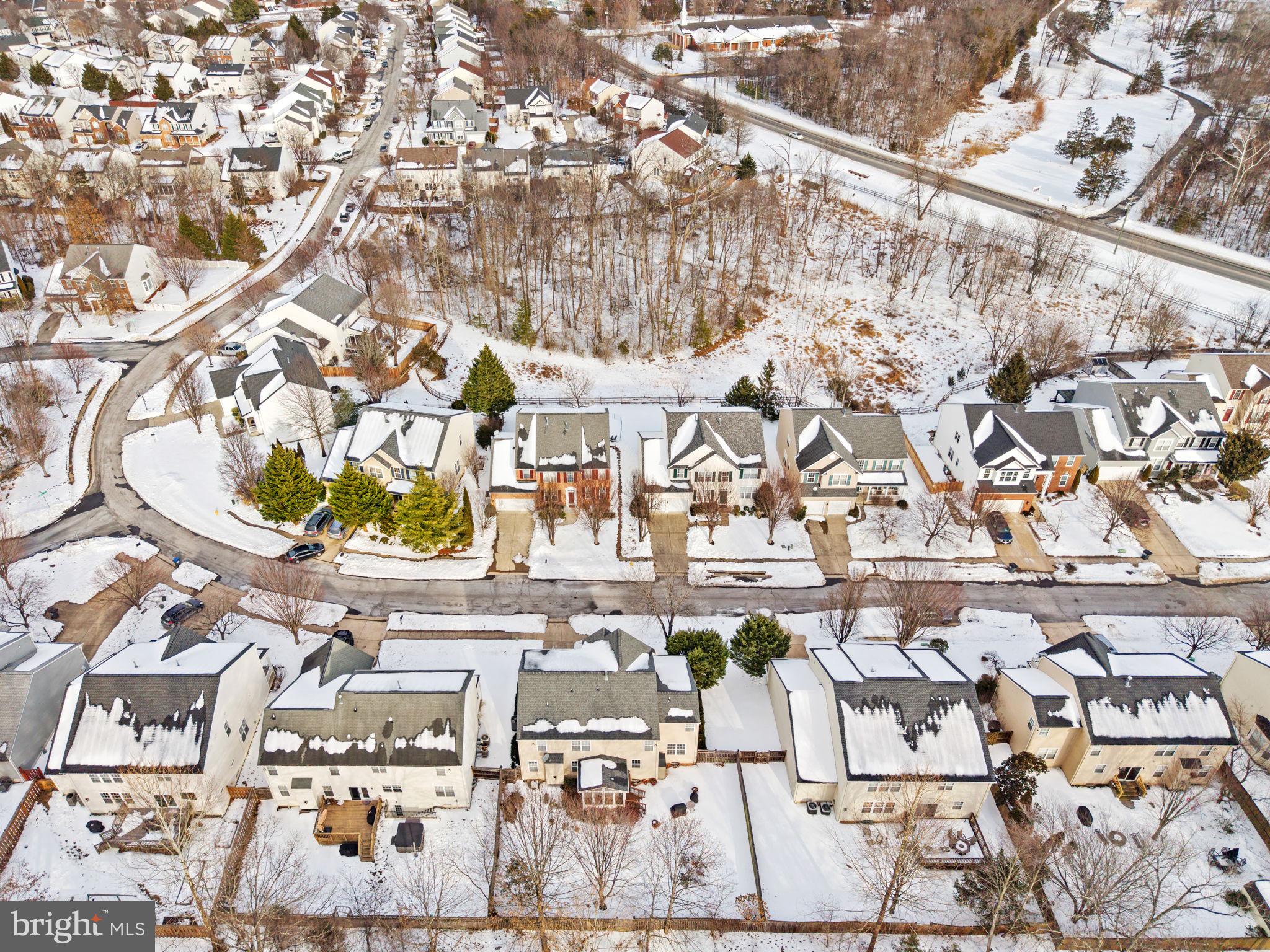 BROAD RUN OAKS - Residential