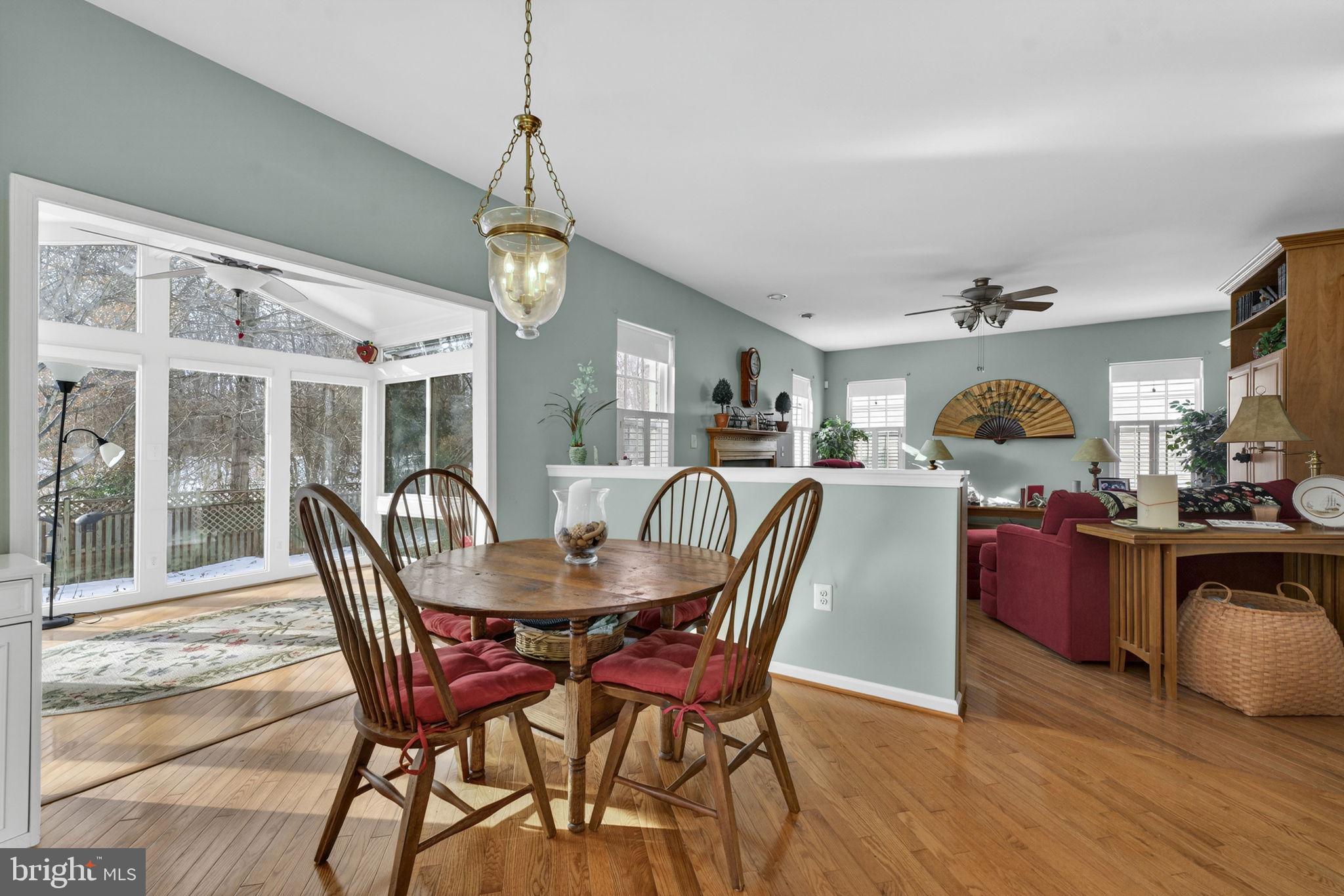 BROAD RUN OAKS - Residential