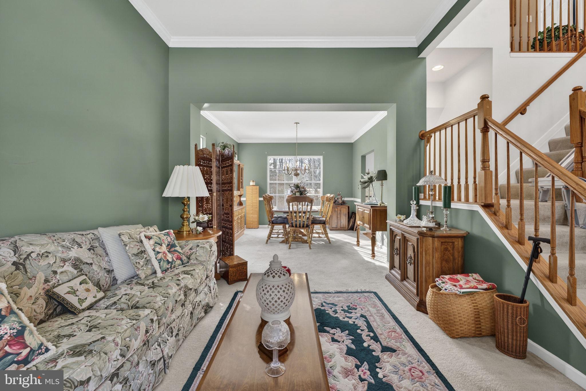 BROAD RUN OAKS - Residential