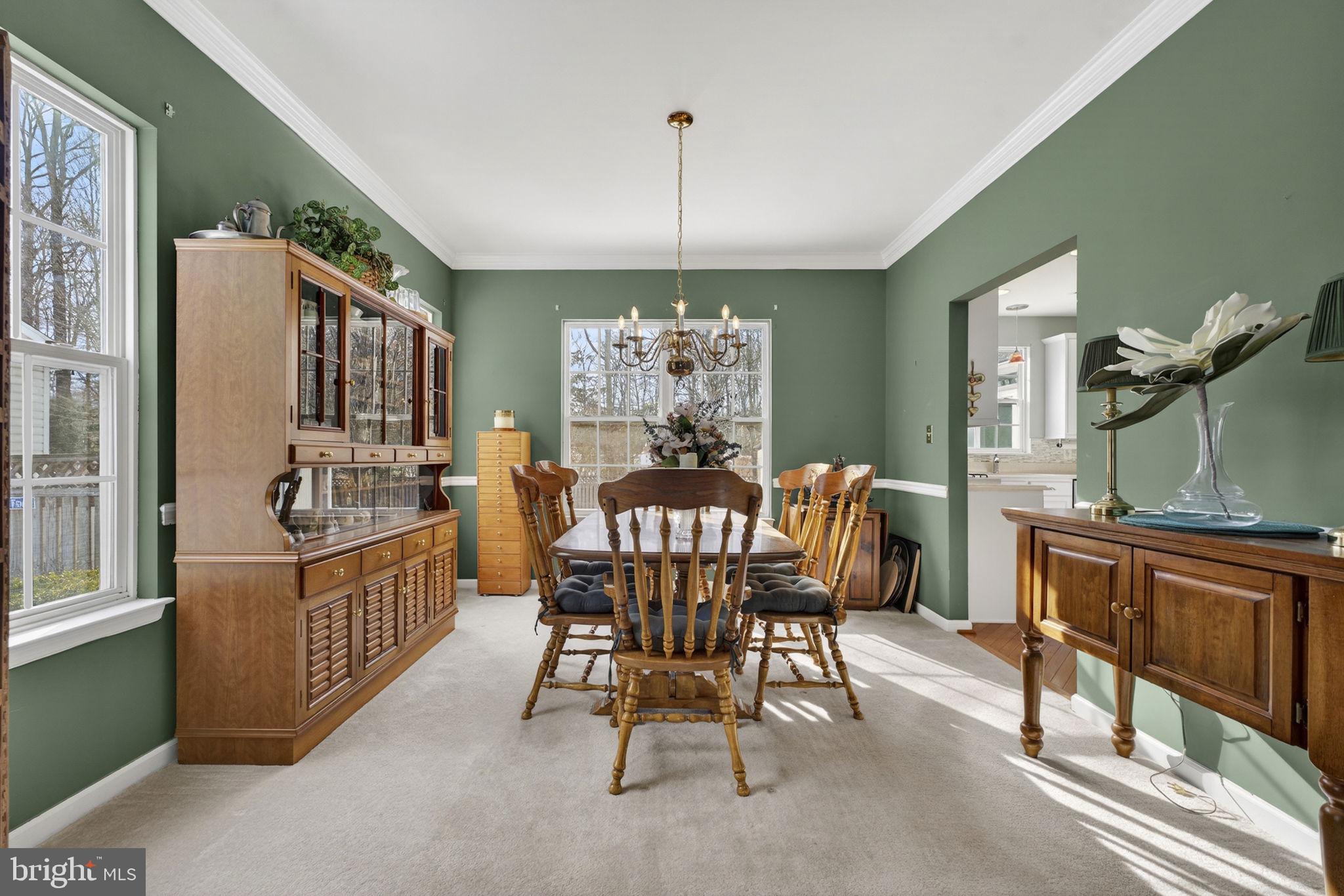 BROAD RUN OAKS - Residential