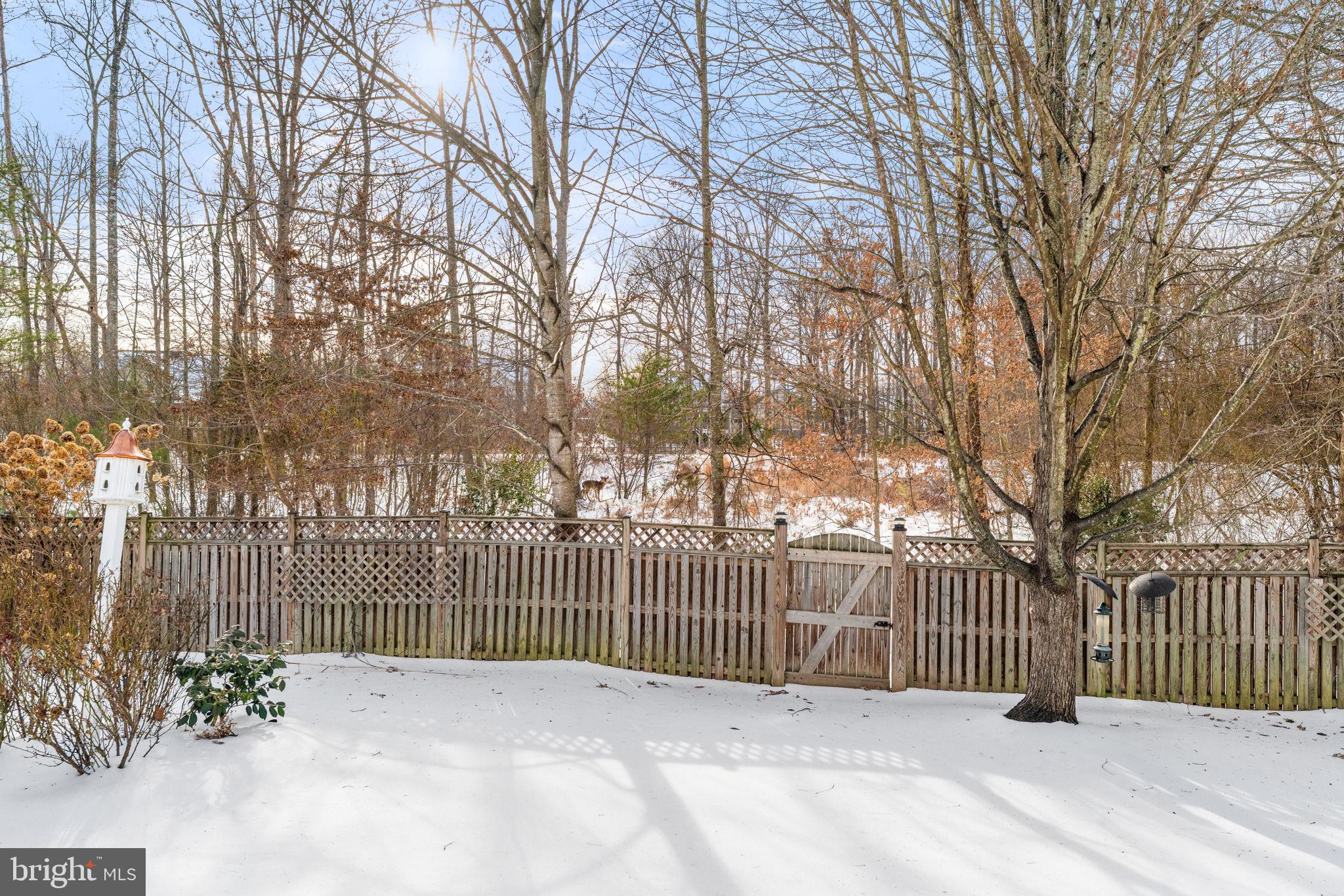 BROAD RUN OAKS - Residential