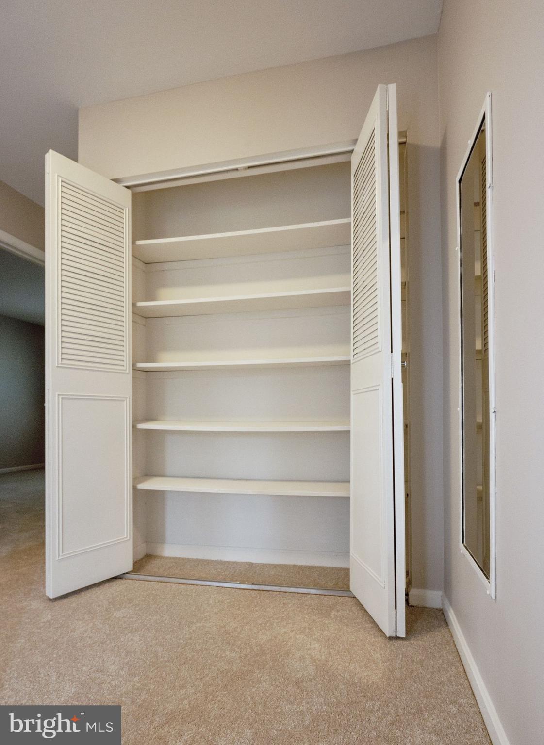 SHADY GROVE VILLAGE - Residential