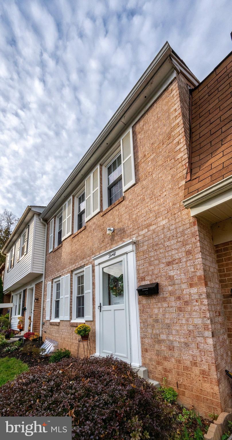 SHADY GROVE VILLAGE - Residential