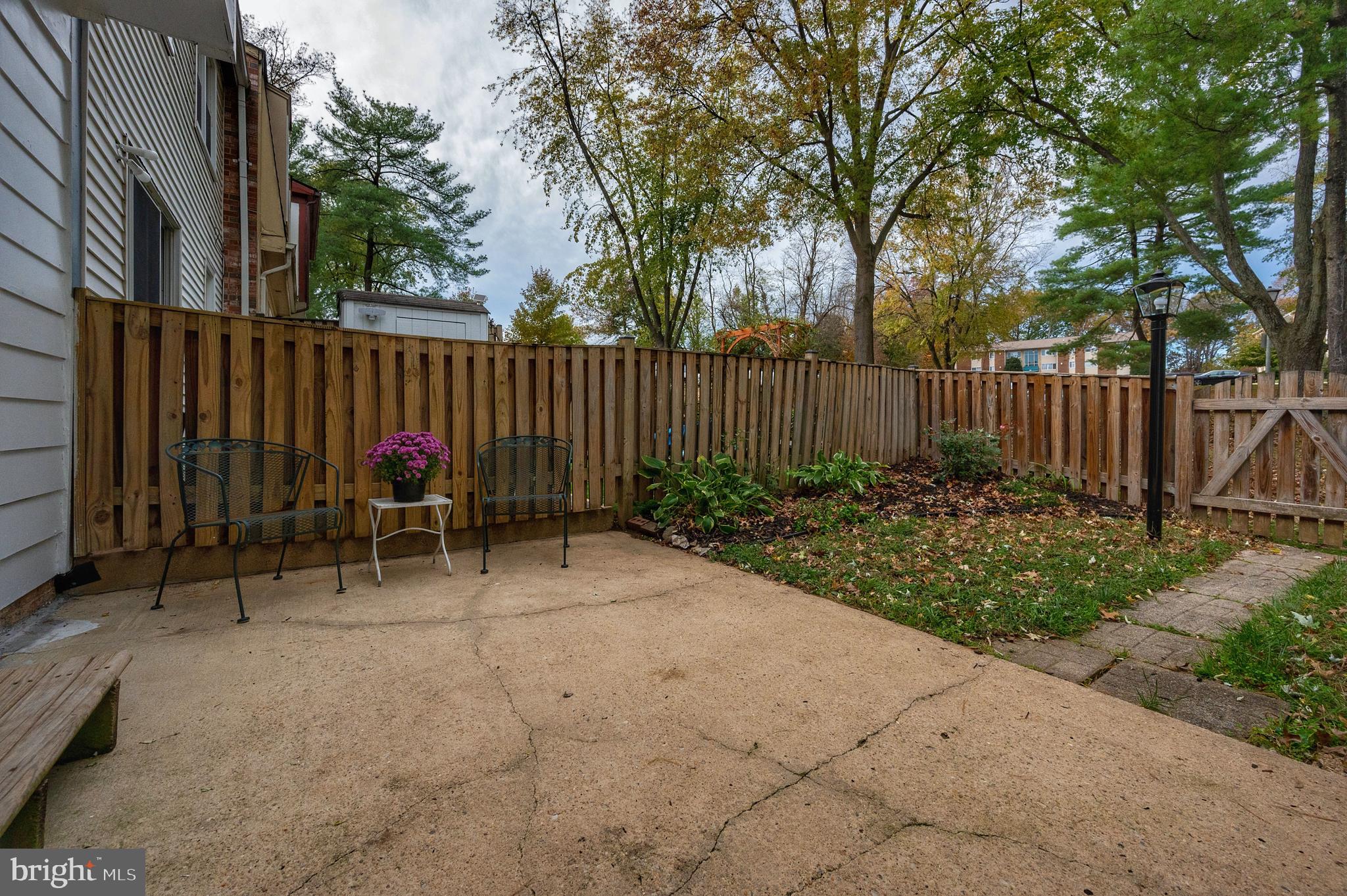 SHADY GROVE VILLAGE - Residential