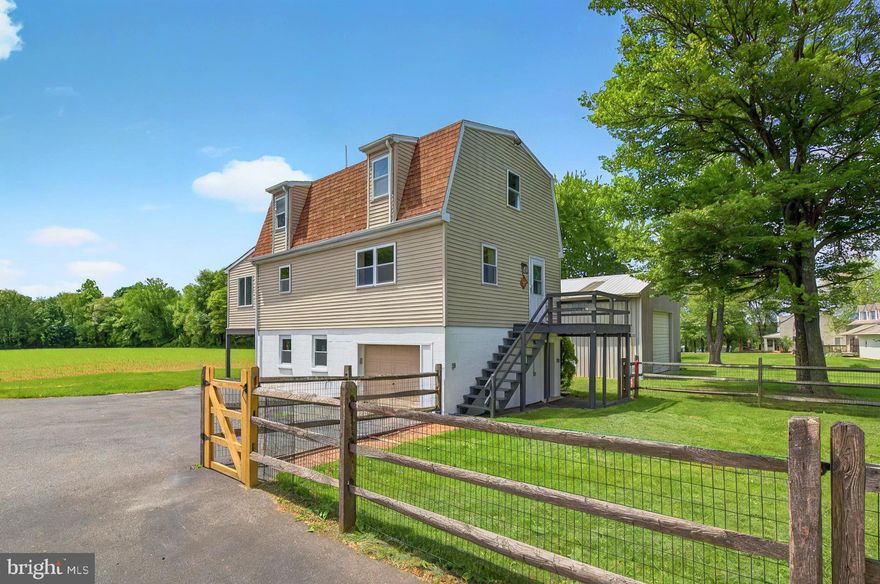 Back on market due to buyers financing falling through. Welcome to 222 Old Racetrack Road, a beautifully renovated 2-bedroom, 2-bath home in the heart of Parkesburg. Set on a spacious and scenic piece of land, this property offers the perfect blend of charm and modern comfort. Inside, you’ll find tasteful updates throughout, including brand-new AC, creating an inviting atmosphere that’s as functional as it is aesthetically pleasing. Whether you’re enjoying the fresh, stylish interior or relaxing outdoors surrounded by nature, this home is ready to offer you the best of both worlds.