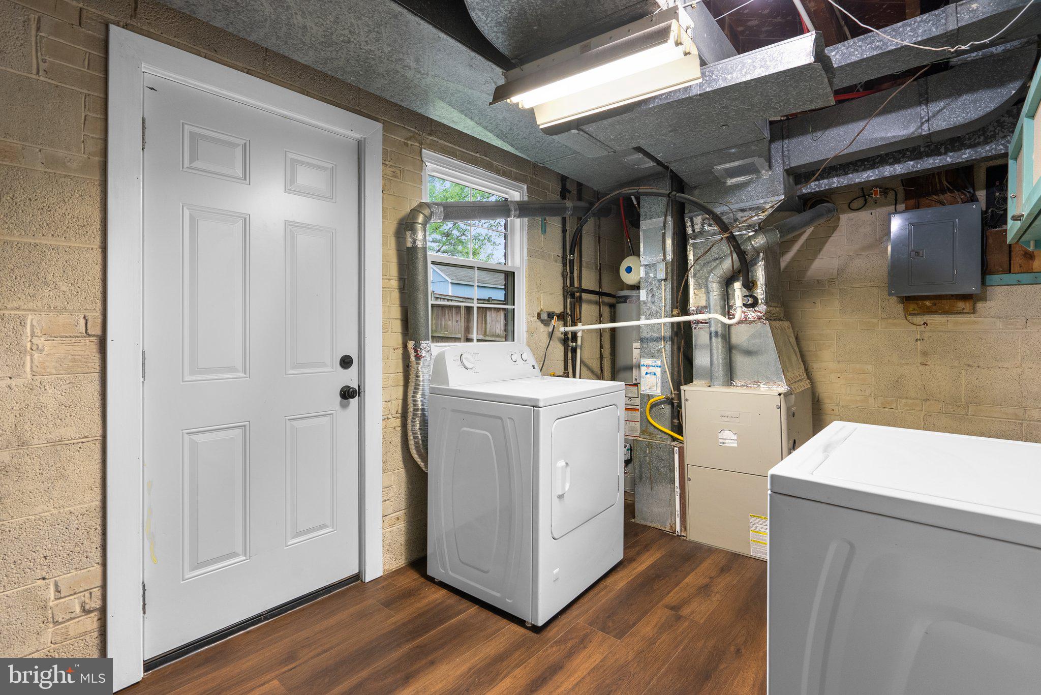 FAIRWAY - Residential Lease