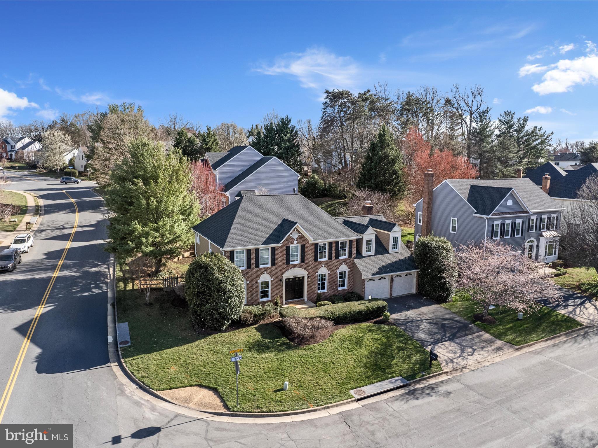 POTOMAC LAKES - Residential