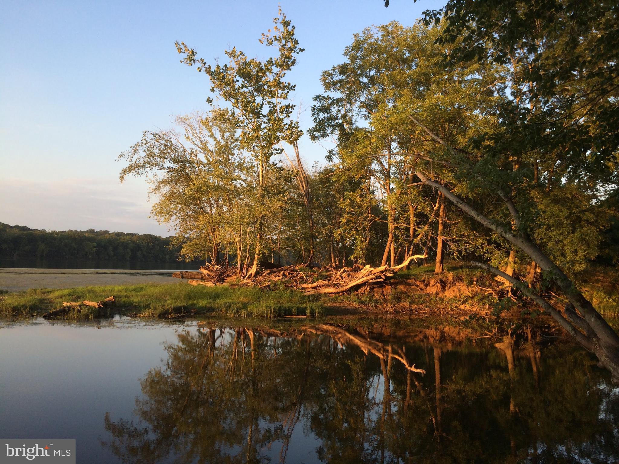 POTOMAC LAKES - Residential