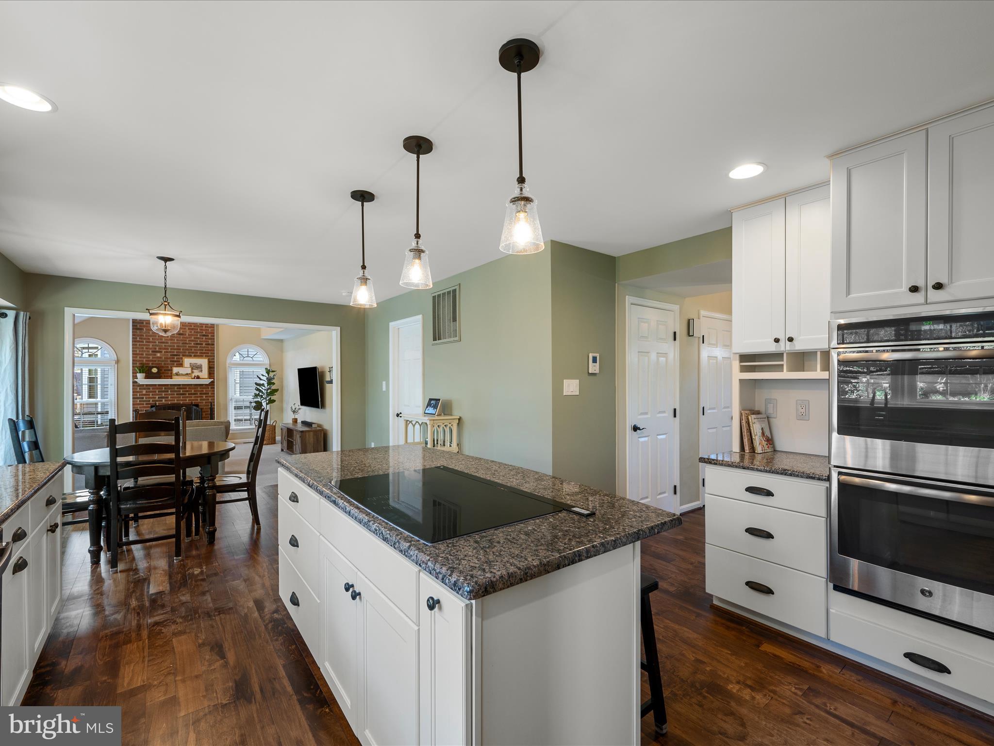 POTOMAC LAKES - Residential