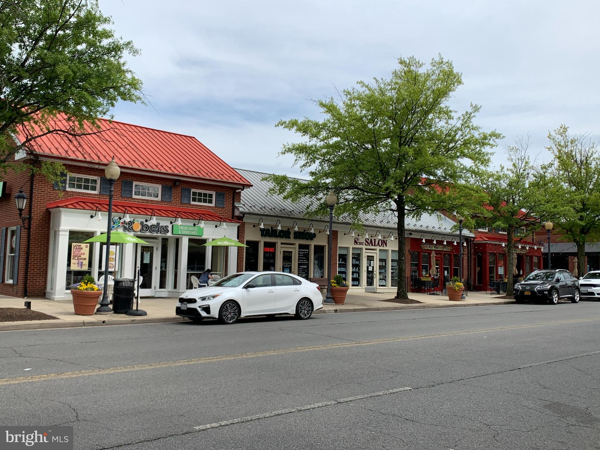 POTOMAC LAKES - Residential