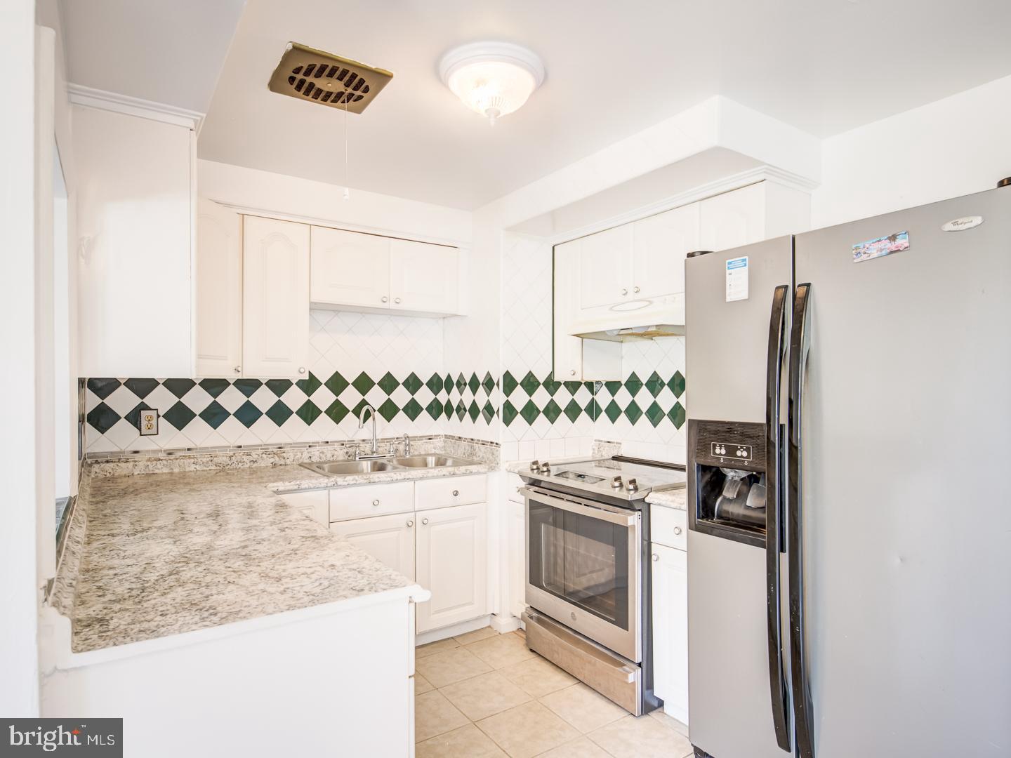 CEDONIA - Residential