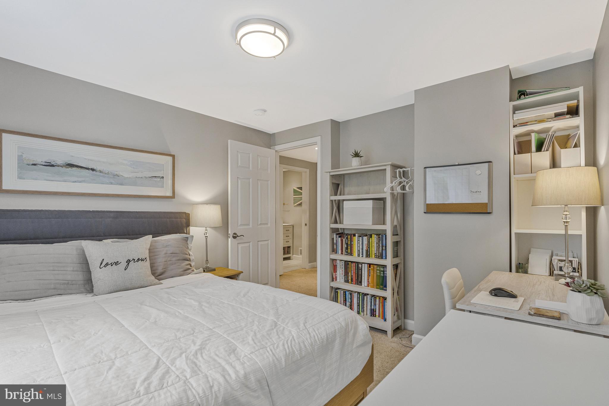 BARTON HILL - Residential