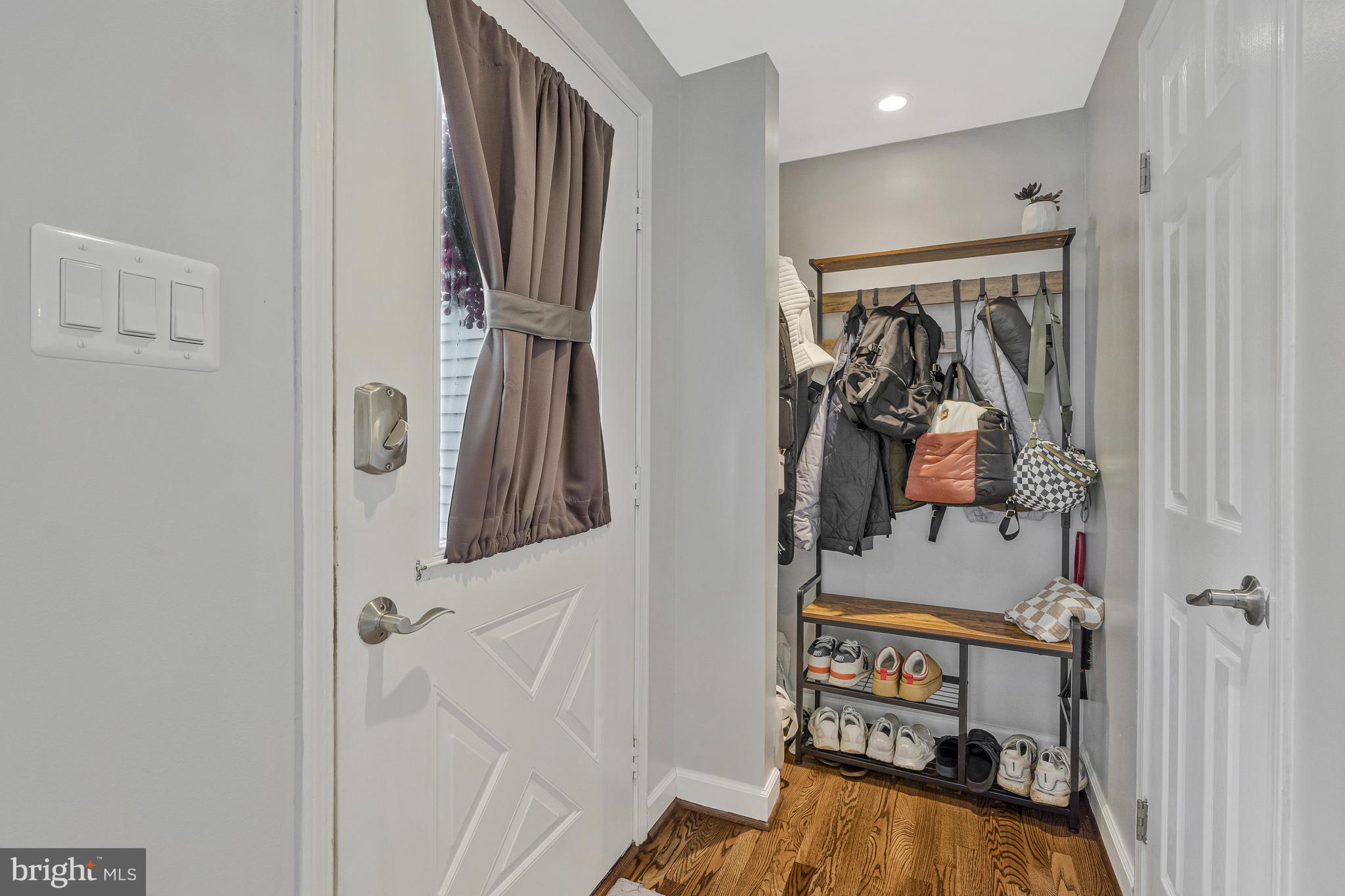 BARTON HILL - Residential