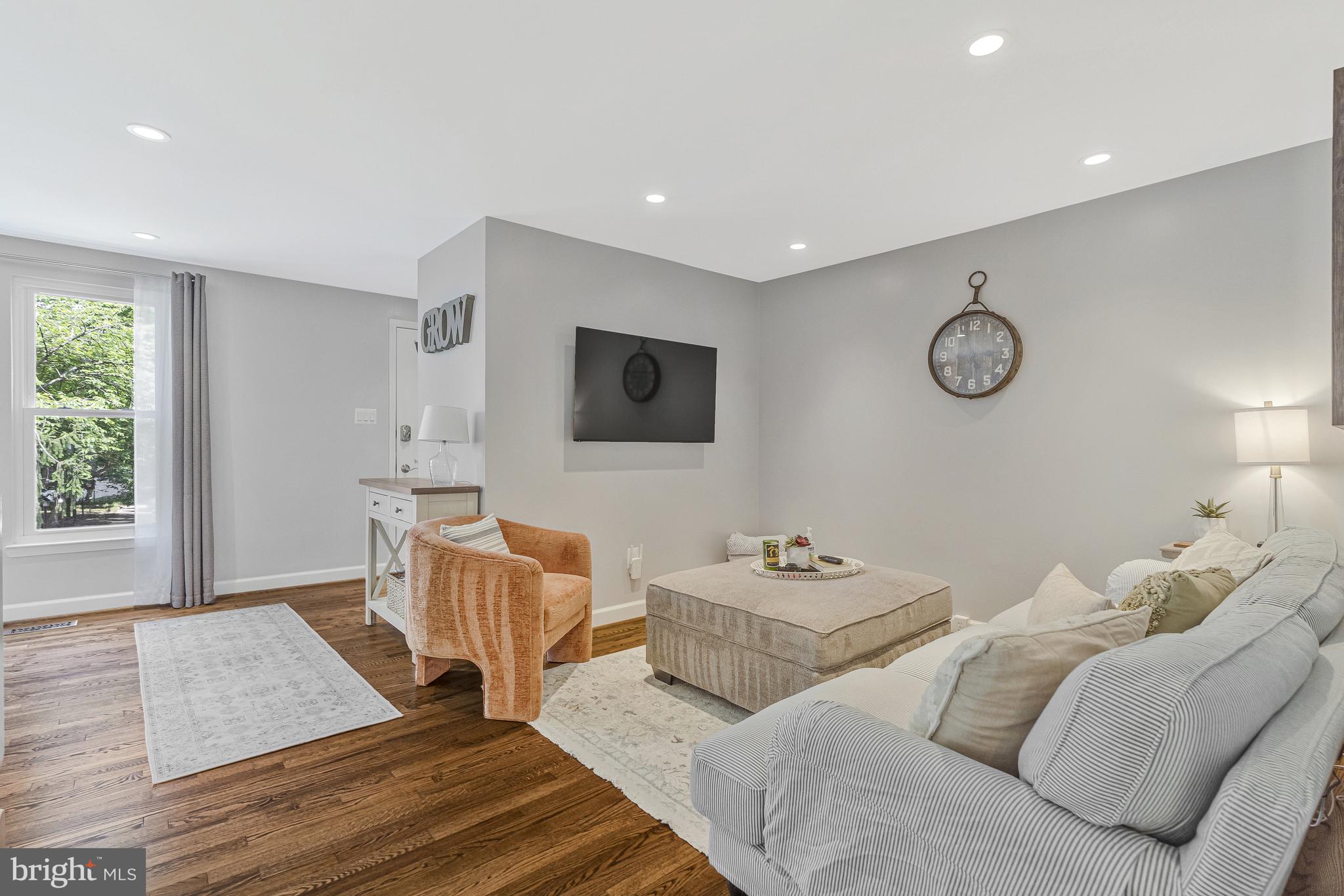 BARTON HILL - Residential