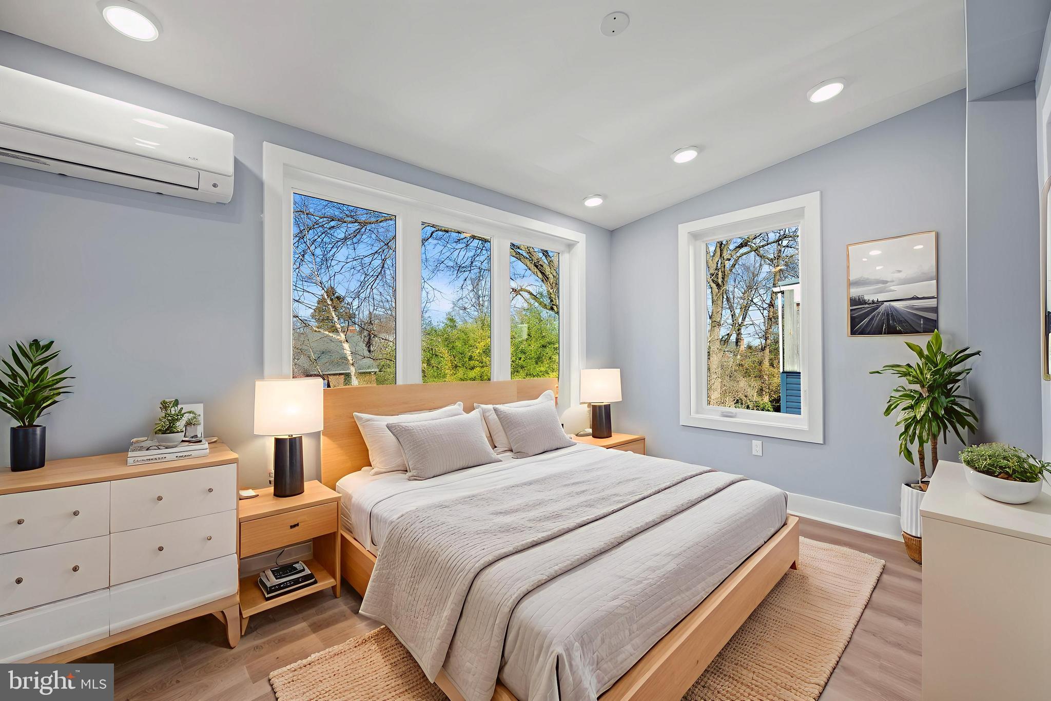 4535 AVONDALE STREET