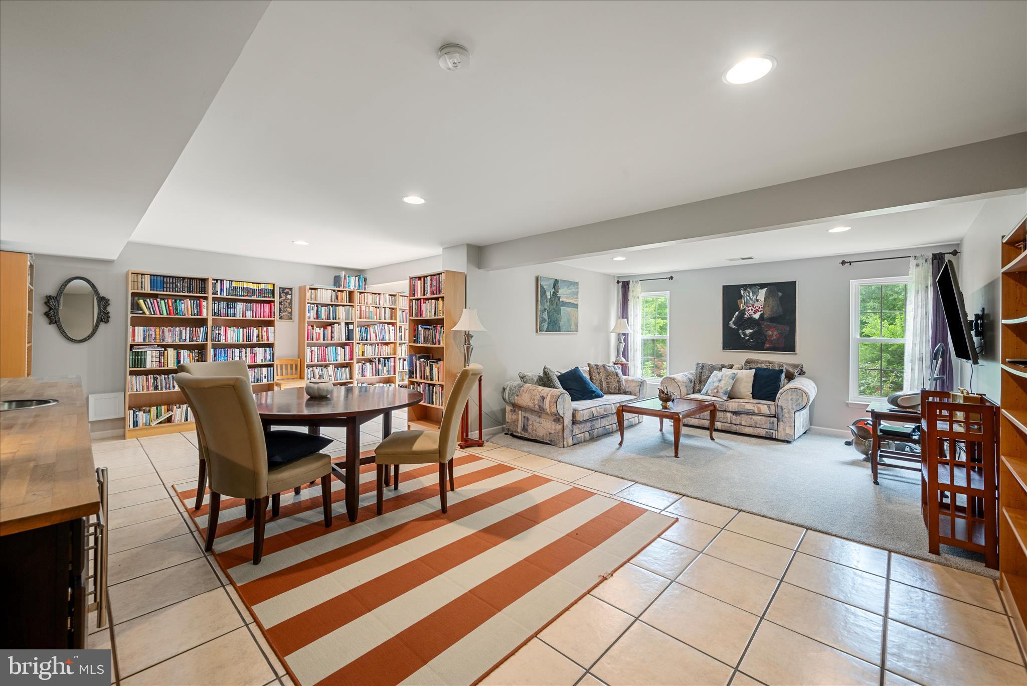 RED BUD RUN - Residential