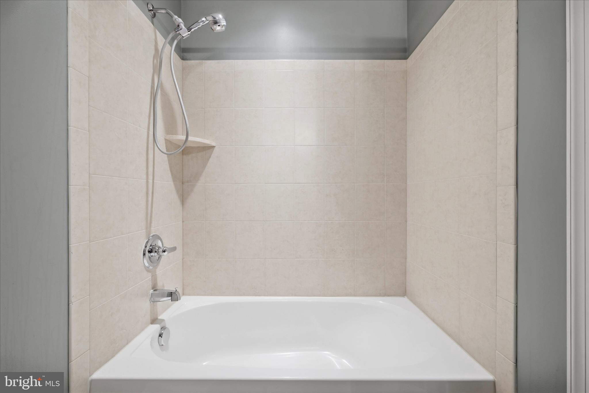 RED BUD RUN - Residential