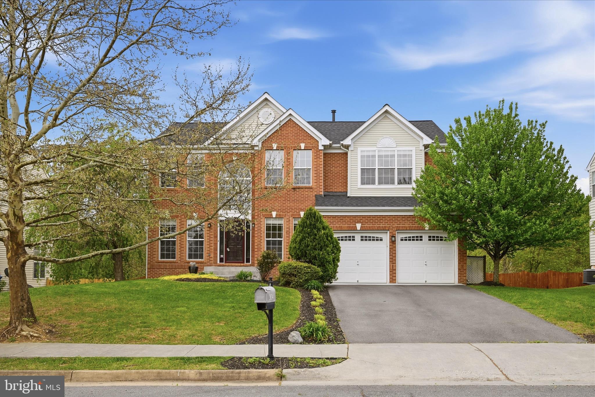 RED BUD RUN - Residential